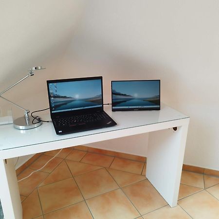 Traumblick Und Komfort - Lichtdurchflutete 85 Qm Wohnung Nahe Suedstrand Goehren Inklusive Schwimmbad Und Sauna Im Ahoi Sellin Εξωτερικό φωτογραφία
